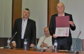 svidetelstvo 380x253_1.jpg